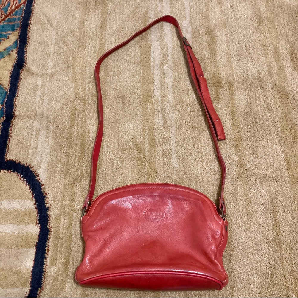 Pelletteria di Mario red crossbody bag